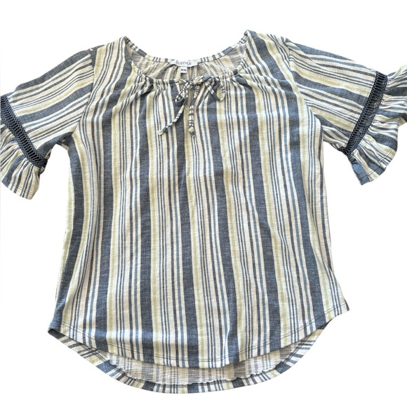 Striped Blouse with Ruffle Sleeves - Picture 1 of 2